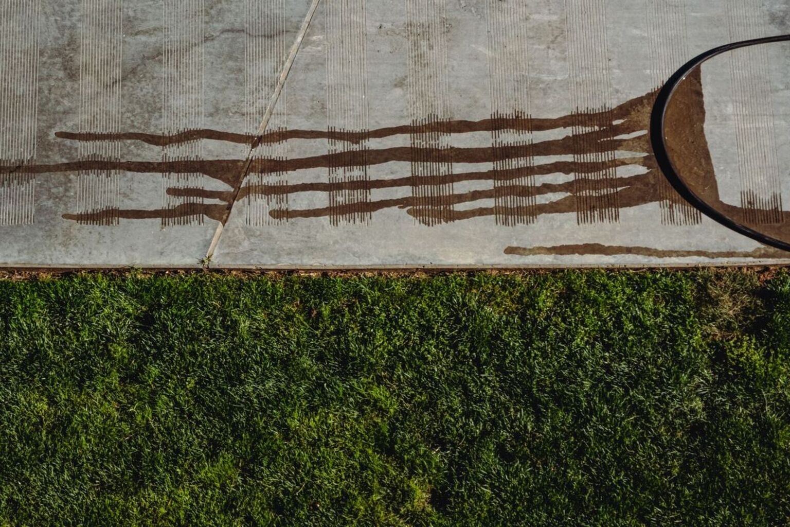Driveway pressure washing Lincoln and Kearney Nebraska